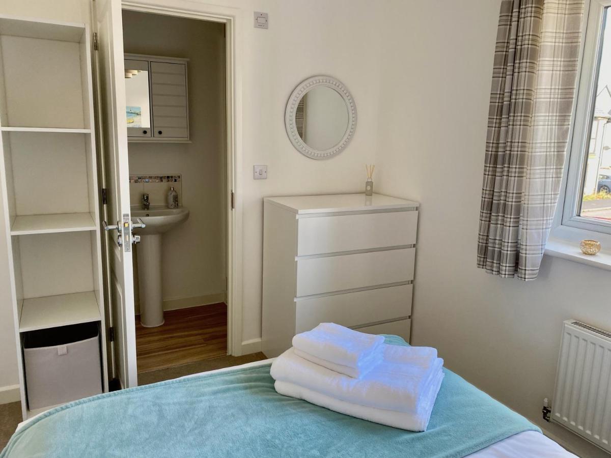 Lovely 2 Bedroom, 2 Bathroom House With Parking. Plymouth Exterior foto